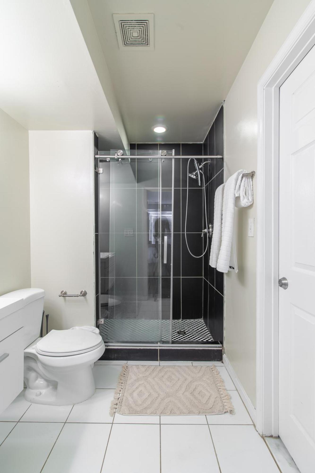 Luxury & Neat Private Room In Dc Washington Exterior photo